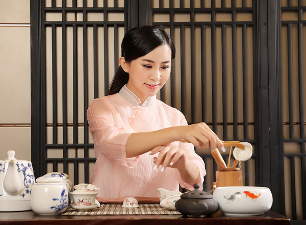 经常去成都锦江靠谱男士会馆，这家私藏已久的店推荐给你